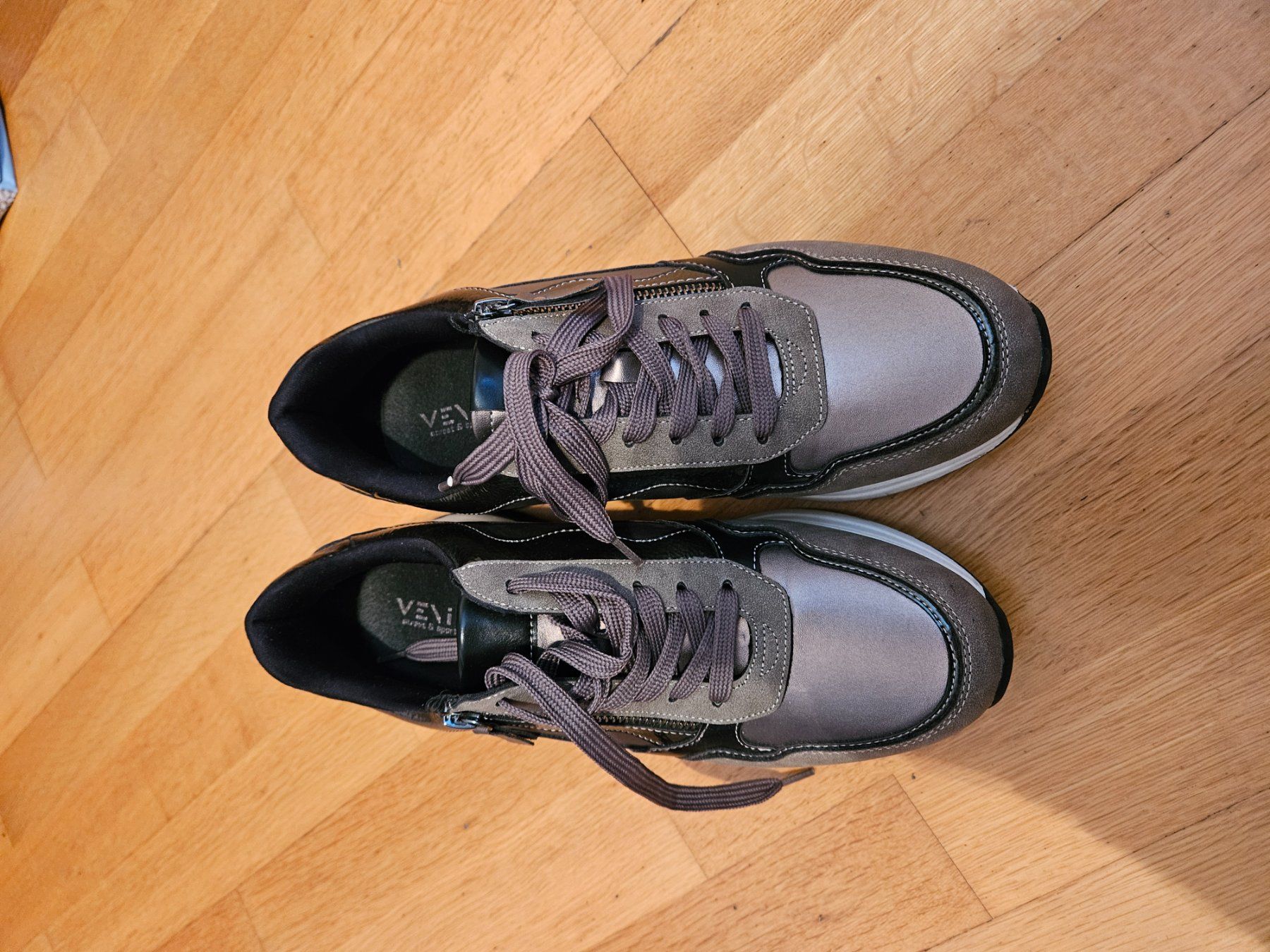 Scarpe da donna: Damen Schuhe Gr 41 – Nuovo (secondo la descrizione) da Landquart venduto da Snug01