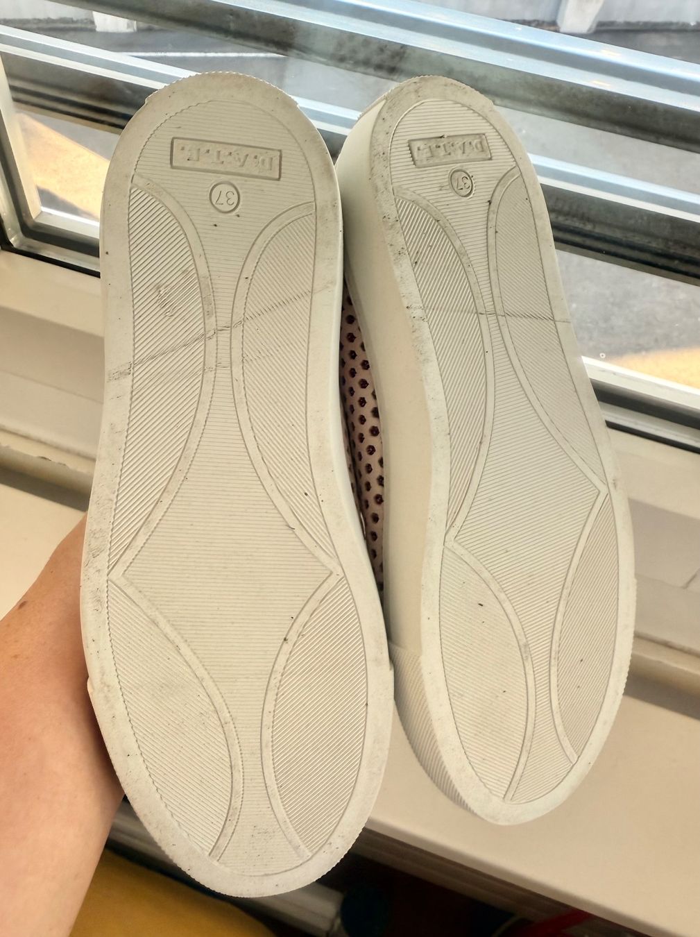 Scarpe da donna: Damen-Sneaker Grösse 37 – Usato da Kilchberg ZH venduto da KellerCI 4