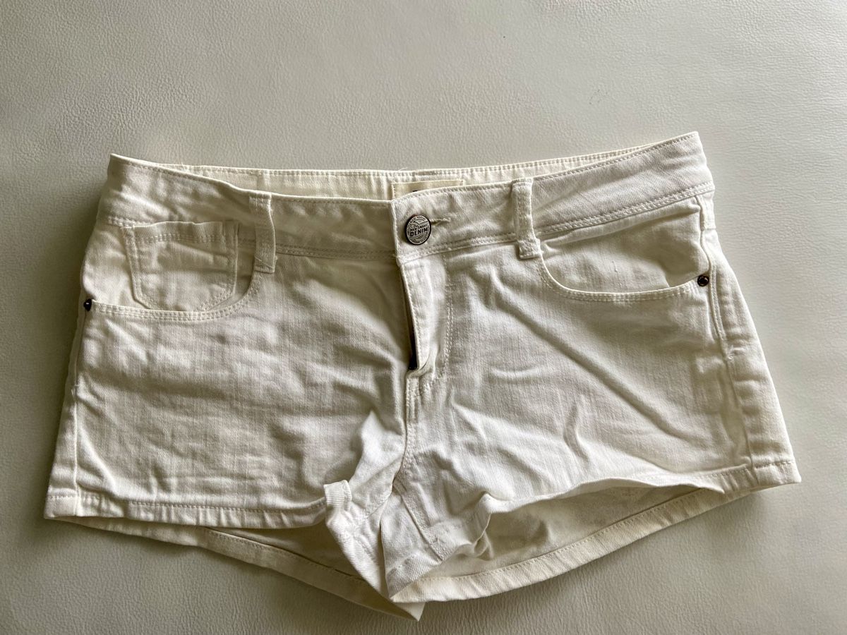 Hosen: 2 kurze Hosen Shorts Gr 38 – Gebraucht aus Horgen von smlecnik78 2
