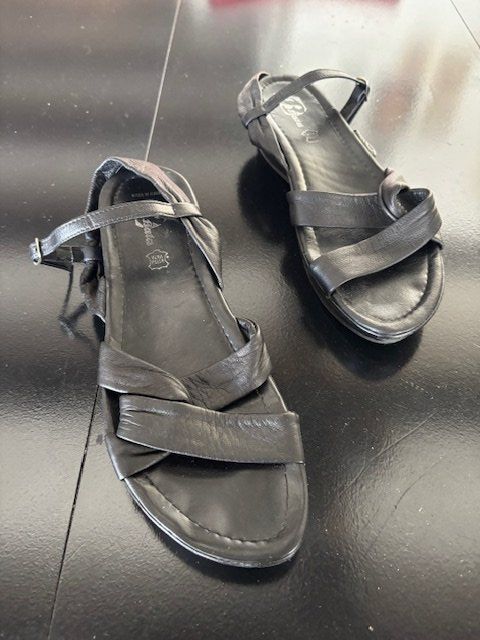 Damenschuhe: Damen Sandale (Bata) Gr.: 40 – Gebraucht aus Buchs ZH von Donsalentino