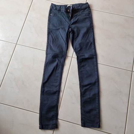 Coole Jeans Gr. 152 Dunkelblau, schmal geschnitten