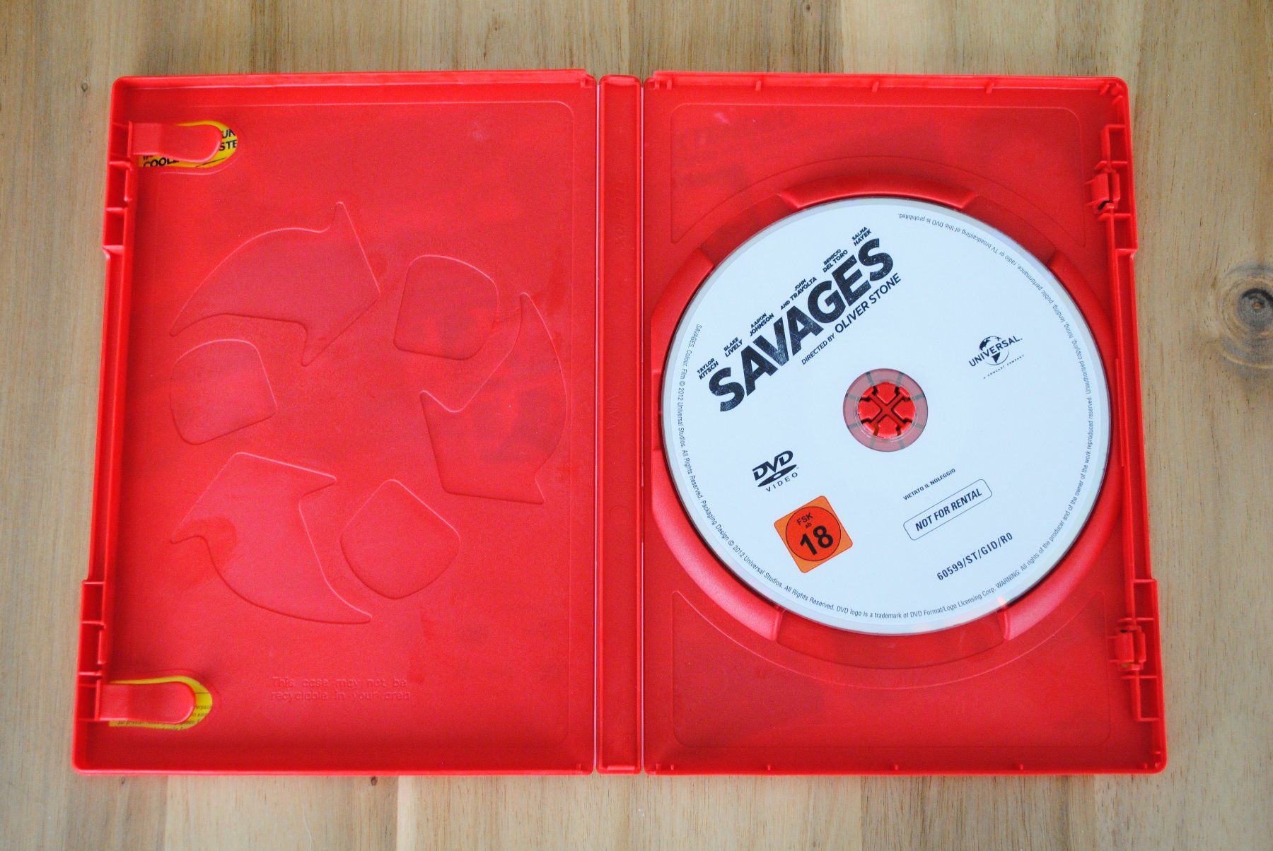 Tous les DVDs: Savages – D'occasion à Olten par prusik02 1
