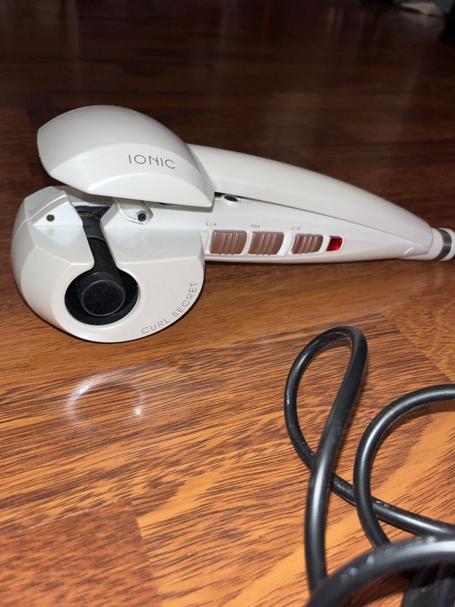 BaByliss Piastre & Arricciacapelli: Boucleur Babyliss – Nuovo (secondo la descrizione) da La Côte-aux-Fées venduto da nas_mdt7 2