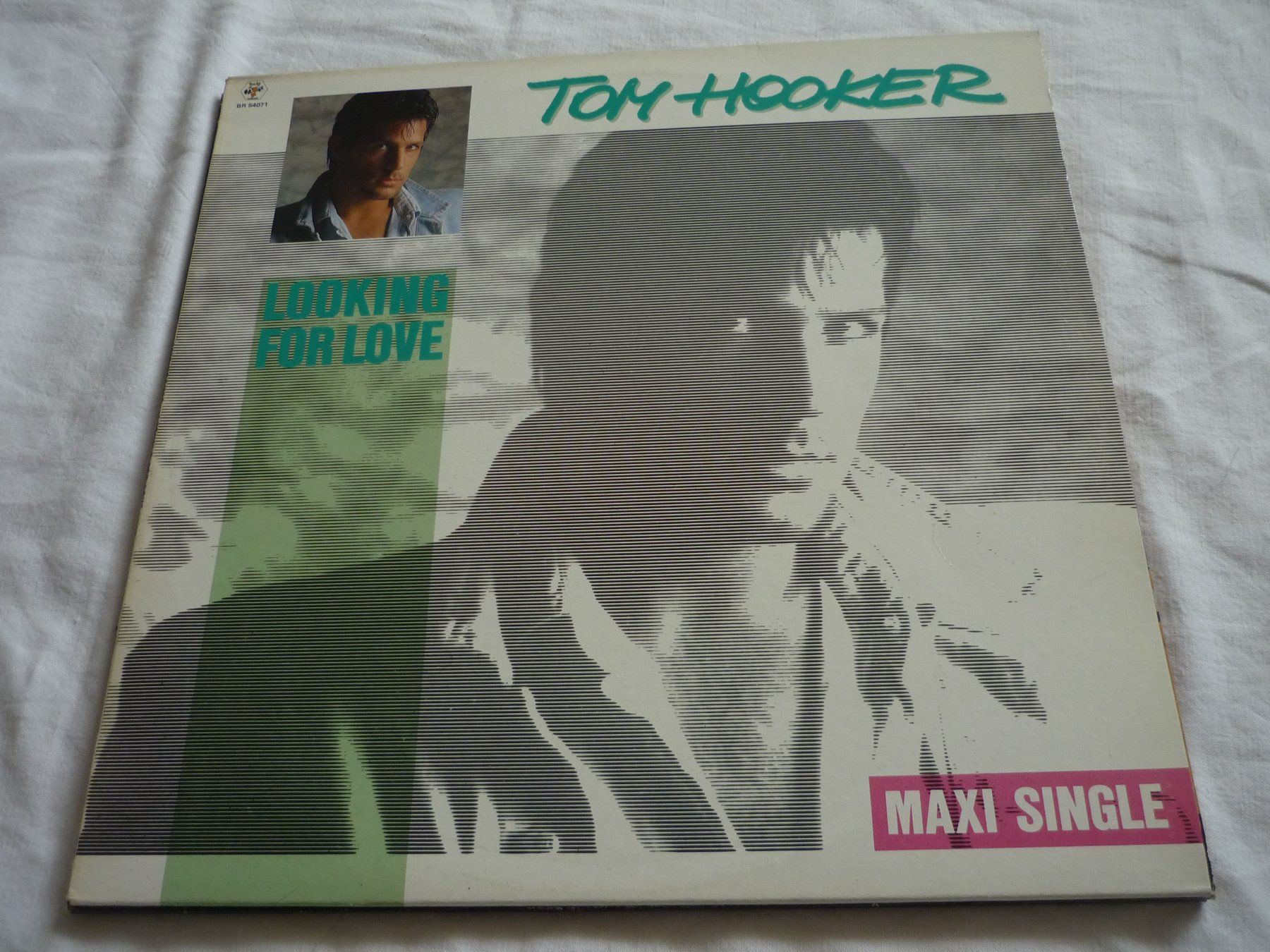 Schallplatten: 12" Schallplatte - Tom Hooker - looking for l  - Italo Disco – Gebraucht aus Beringen von zzRegal