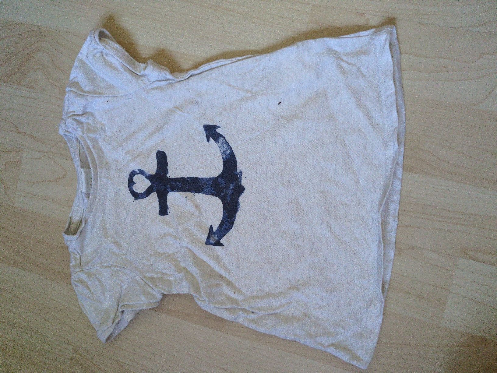 Hemden, Tops & T-Shirts: t shirt – Gebraucht aus Lengnau Ag von Mona_03