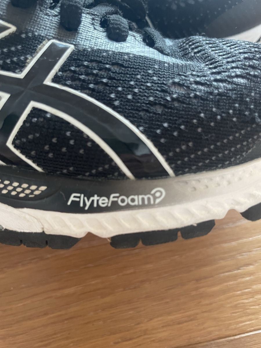Asics Schuhe für Jungen: Turnschuhe / Sneaker asics – Gebraucht aus Aarwangen von erd_ngx8 3