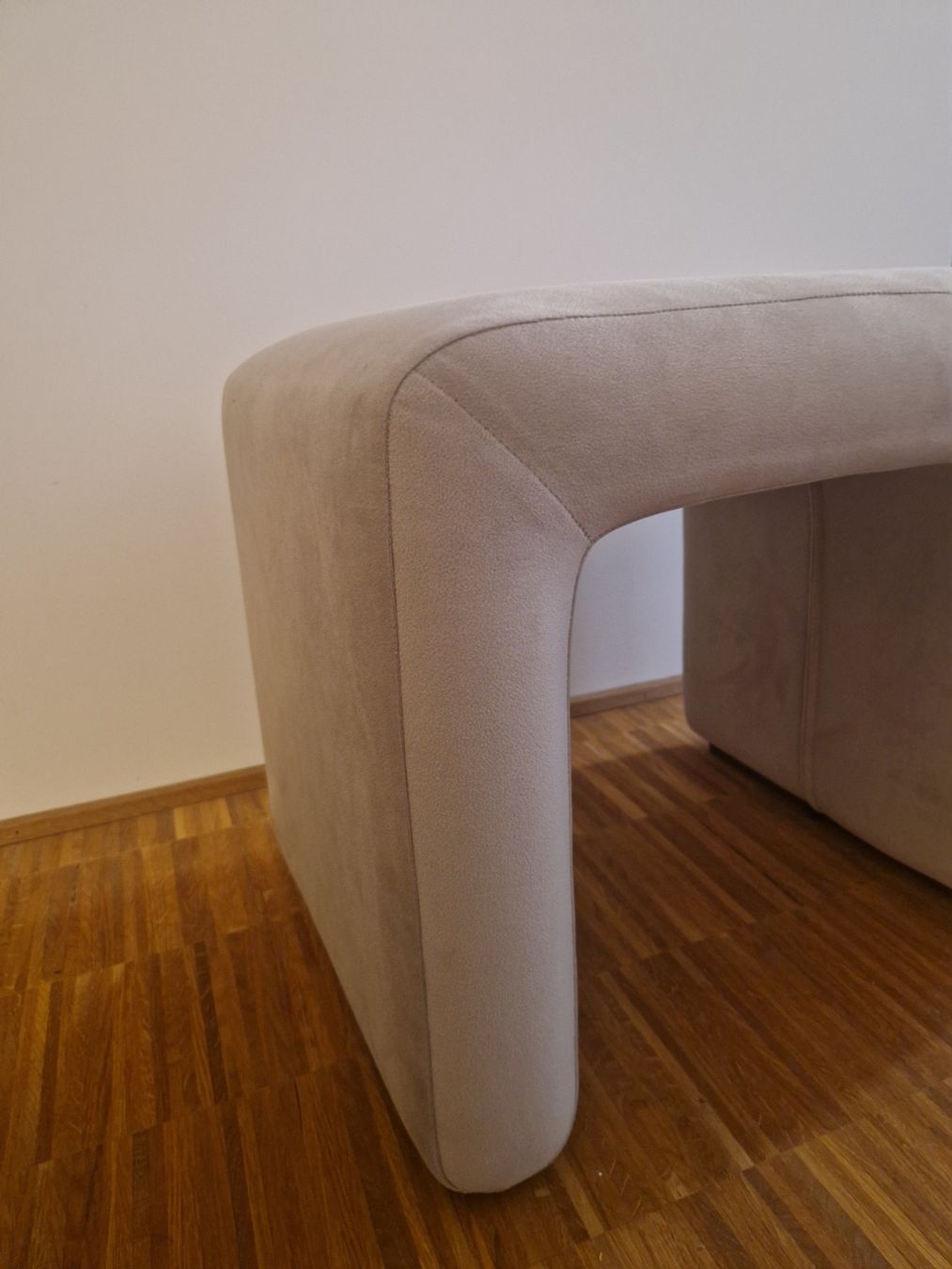 Hocker: Hocker – Gebraucht aus Zürich von 37g 3