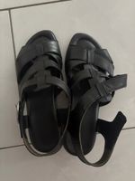 Schwarze Sandalen Grösse 38