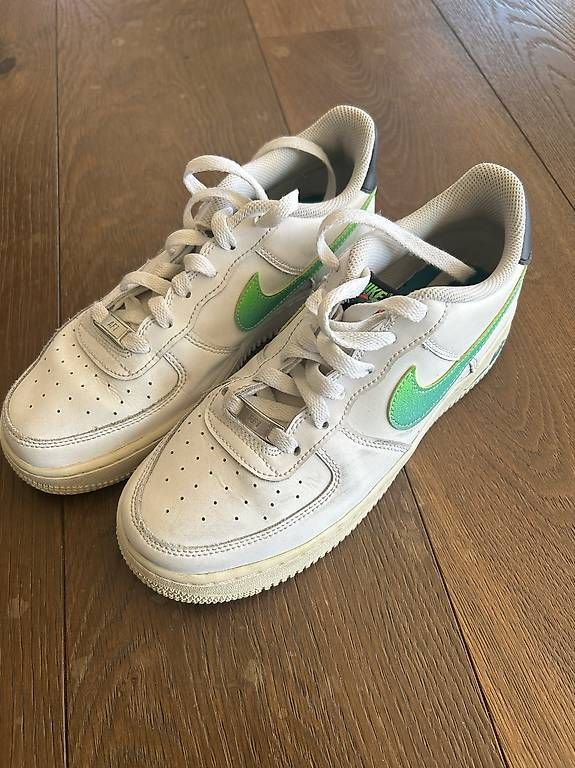 Scarpe da uomo: Nike Air Gr.40 – Usato da steffisburg venduto da stefanruoff
