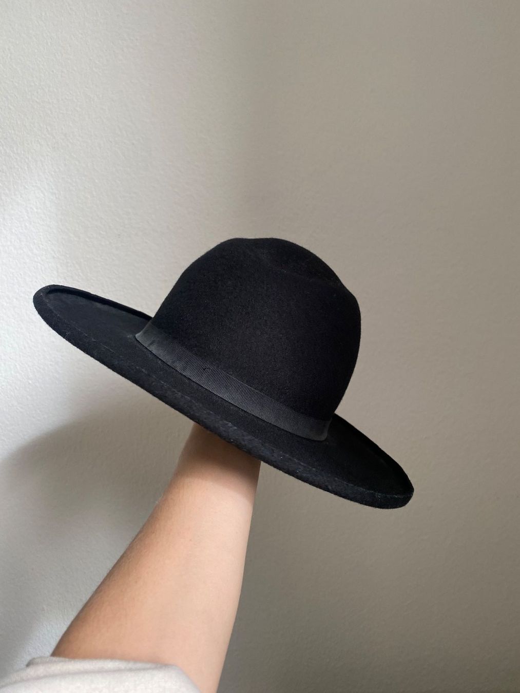 Kooples Copricapi, berretti & cappellini: The Kooples Hat – Usato da Biel/Bienne venduto da Sommer_17 2