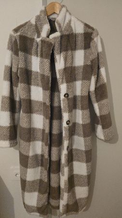 Manteau long peluche à carreaux beige et blanc, taille S
