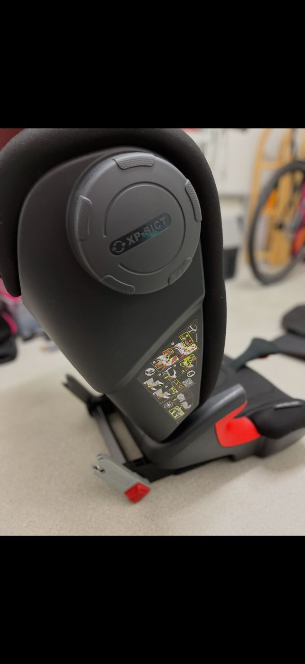 Britax Römer Seggiolini per auto: Britax Römer Kindersitz mit XP-PAD – Usato da Kilchberg ZH venduto da TanniTanni 3