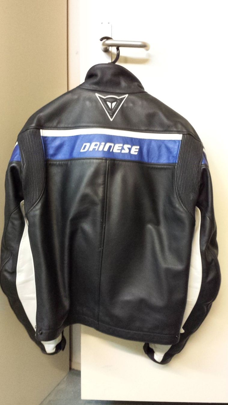 Dainese Giacche: Dainese MotorradJacke Leder – Usato da Biel/Bienne venduto da eros1959 1