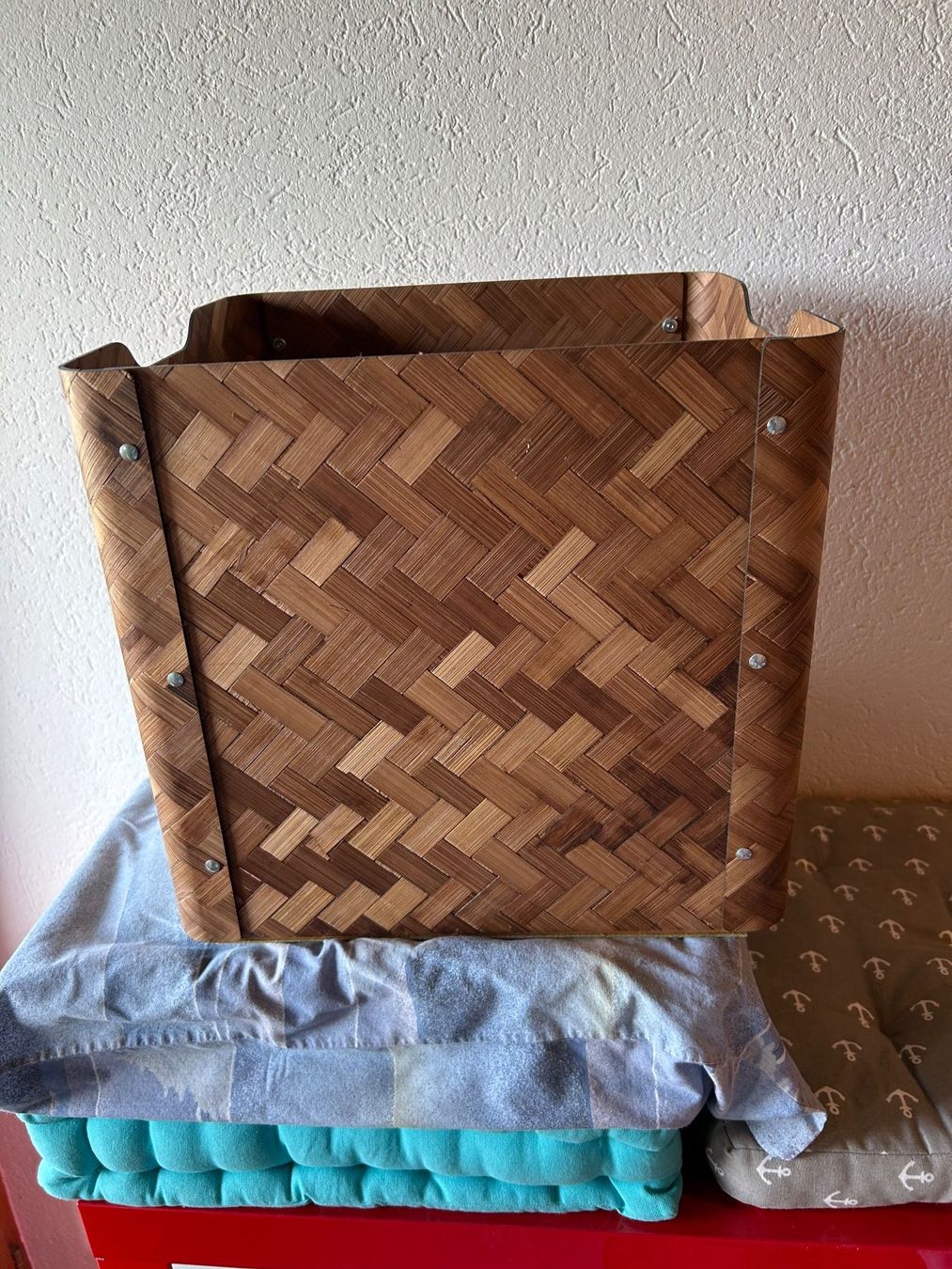 Casse di trasporto: Ikea Kallax Einsatz Box Bullig – Usato da Lufingen venduto da climbingfan