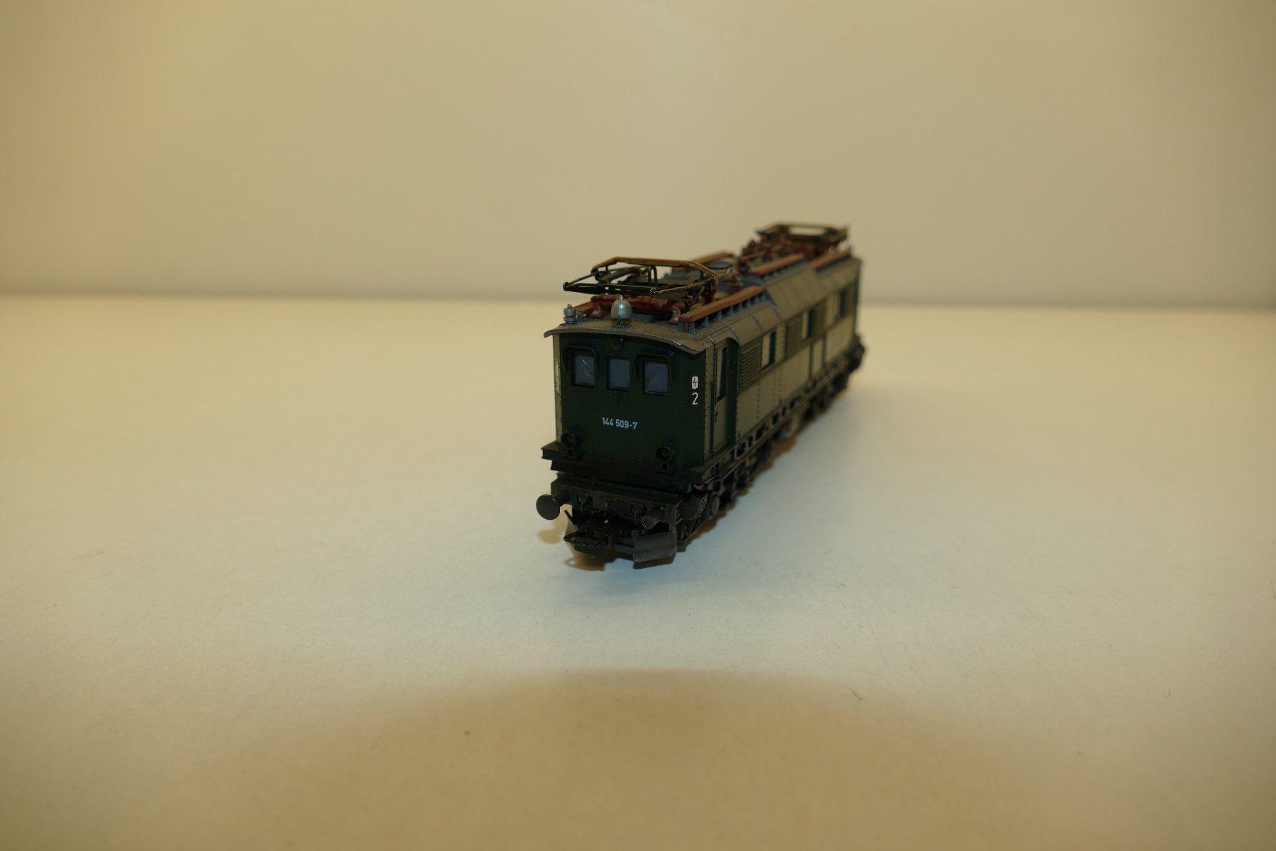 Roco Modellini di ferrovie: Roco H0: DB Elektrolok BR144 – Usato da Niederhasli venduto da rail-duerst 1