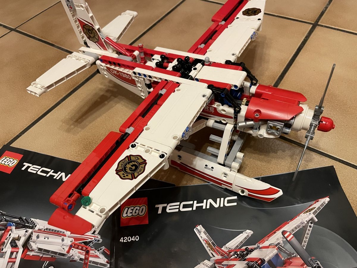 Lego Kit di costruzioni: Avion LEGO Technic 42040 – Usato da Oron-la-Ville venduto da W.XIX 4