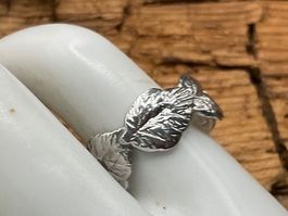 Sterlingsilber Bandring Blattmotiv, Gr. 54