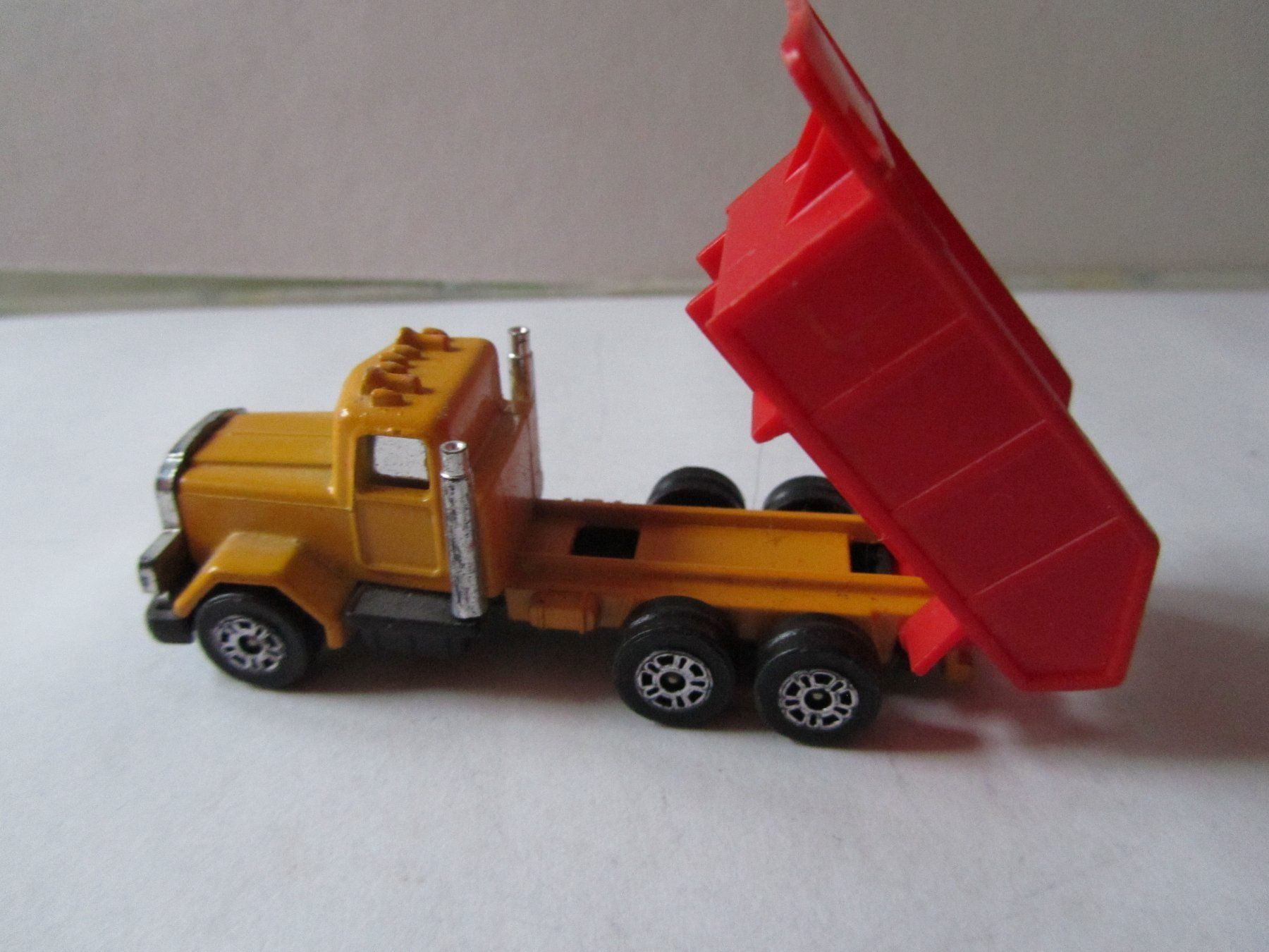 Corgi Toys Modellini d'auto: Peterbilt Dump Truck, Corgi Juniors – Usato da Weiningen ZH venduto da dietsch57 3