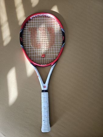 Wilson Federer Tour 105 Tennisschlääger - Top Zustand!
