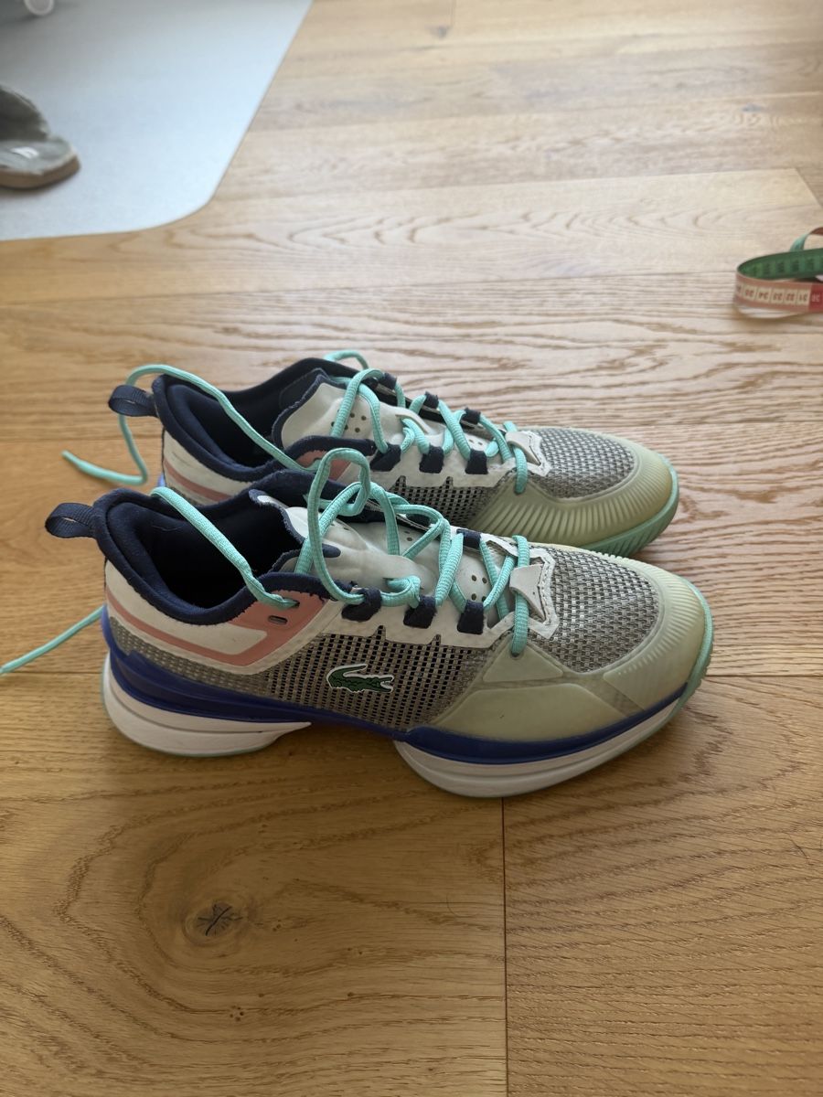 Lacoste Scarpe da donna: Lacoste Sneakers, Size 39 – Usato da Luzern venduto da kos_d7lh 1