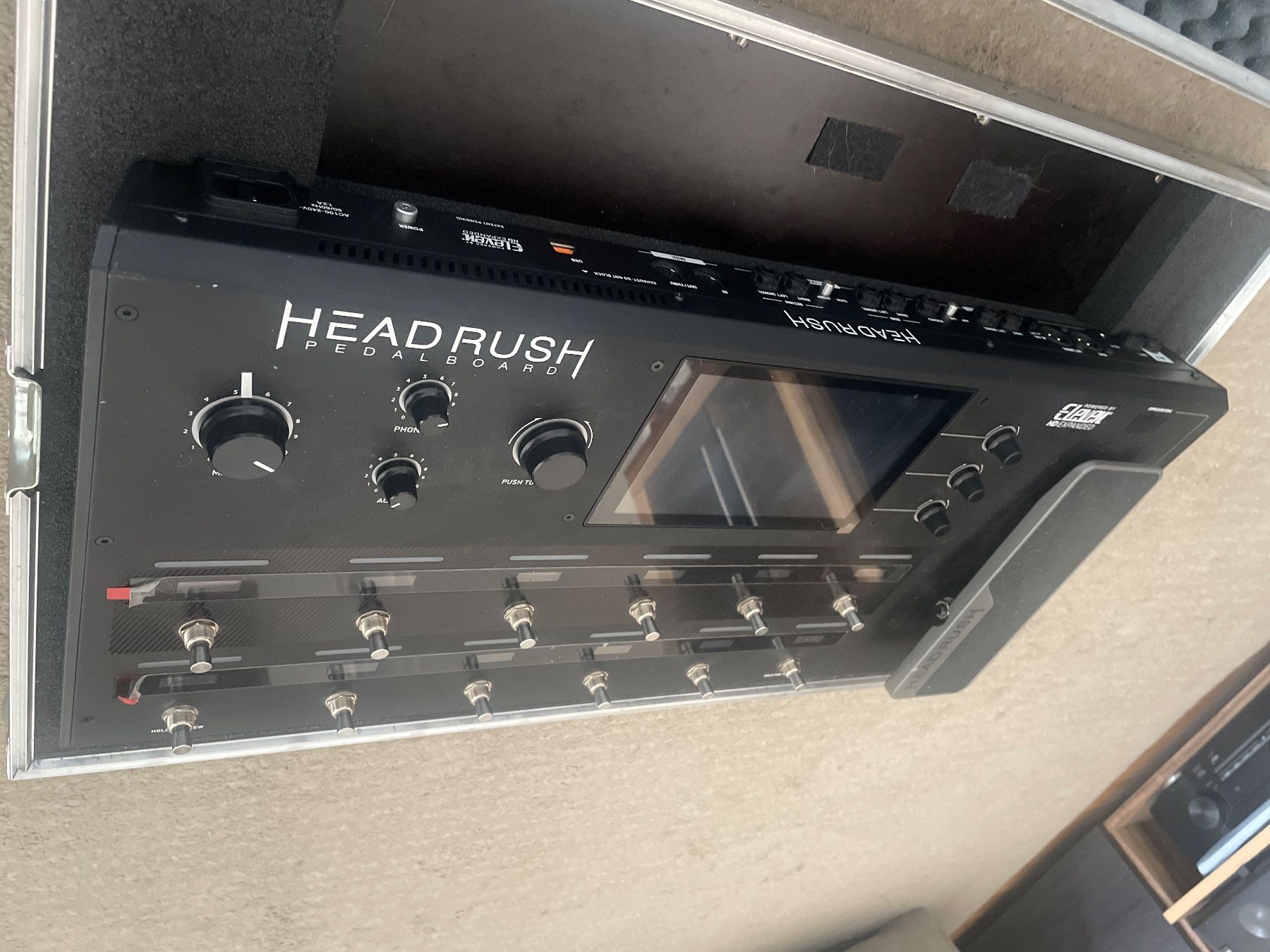 Strumenti musicali: Head Rush Pedalboard Multi-Effects Guitar Processor – Usato da Goldau venduto da Daaff94 2