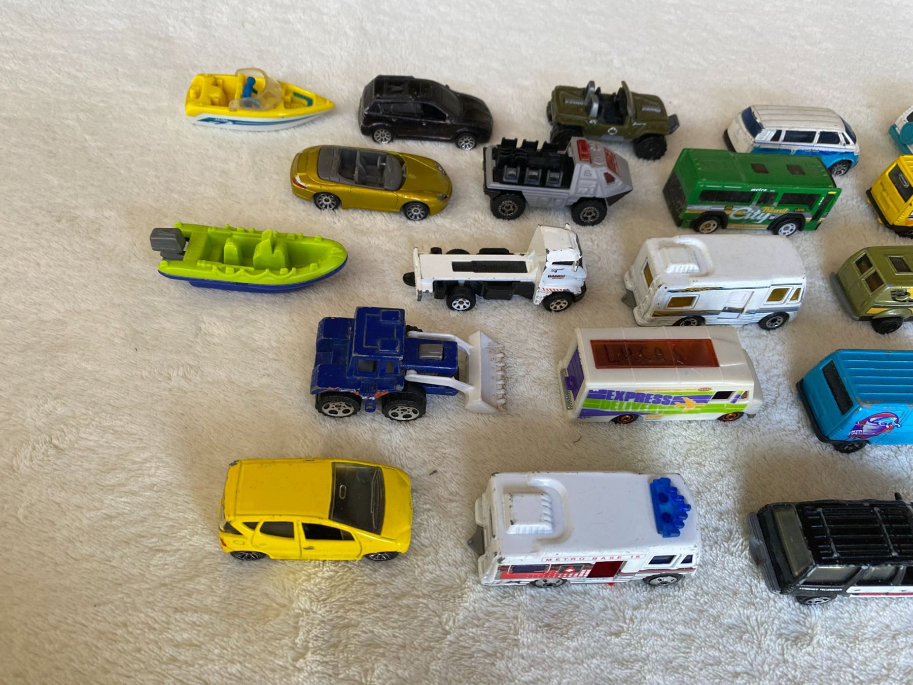Matchbox Giocattoli: Matchbox Sammlung 27 Spielzeugautos – Usato da Spiez venduto da Mlandcruiser 8