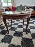 Retro Couchtisch mit Glasplatte