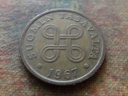 FINLANDE  5  Pennia  1967