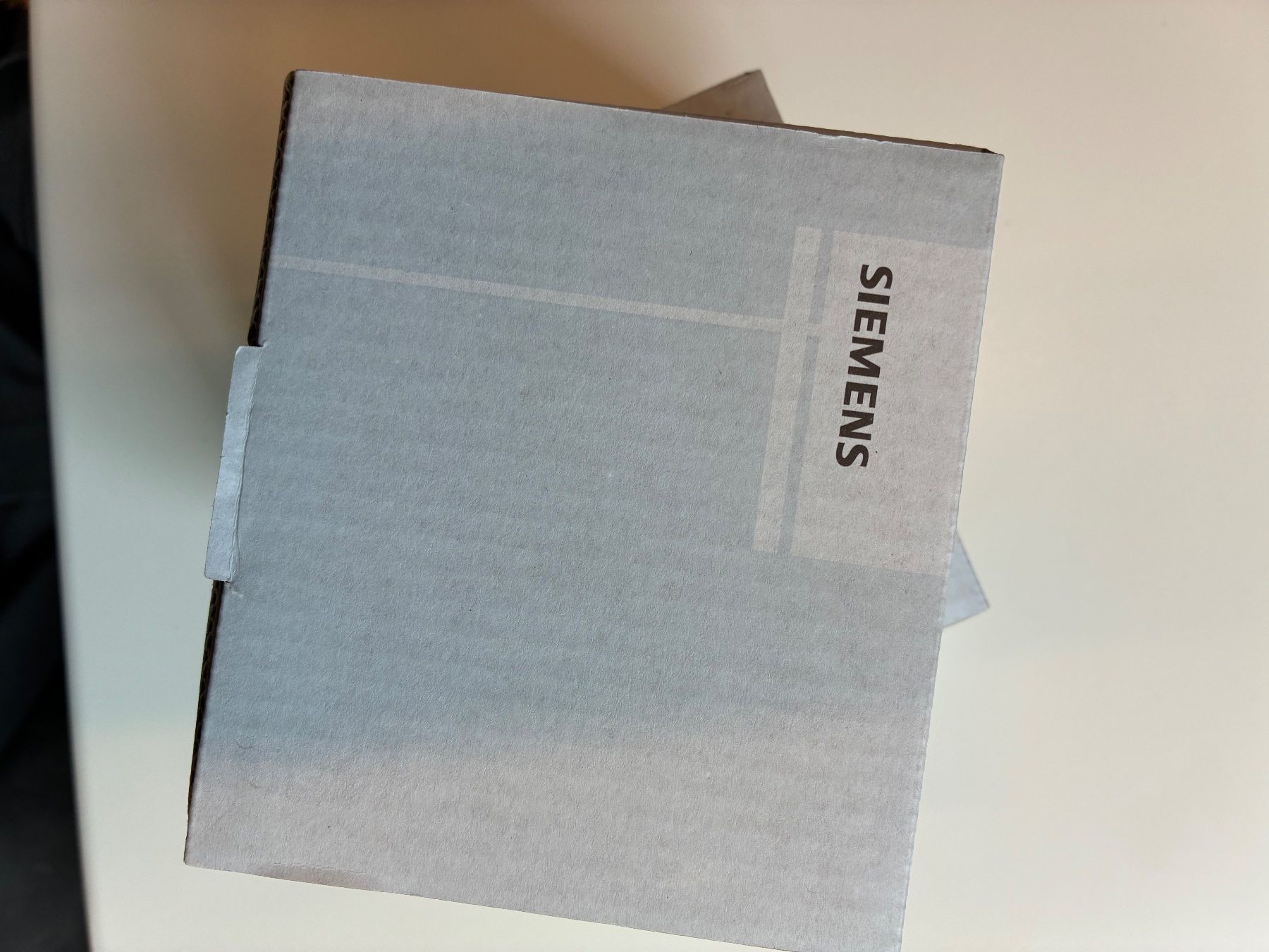 Siemens Misurare: Raum-Luftqualitätsfühler CO2+Temperatur+rel.Luftfeuchtigkeit – Nuovo e nell'imballaggio originale da Kräiligen venduto da MonteBerna 3