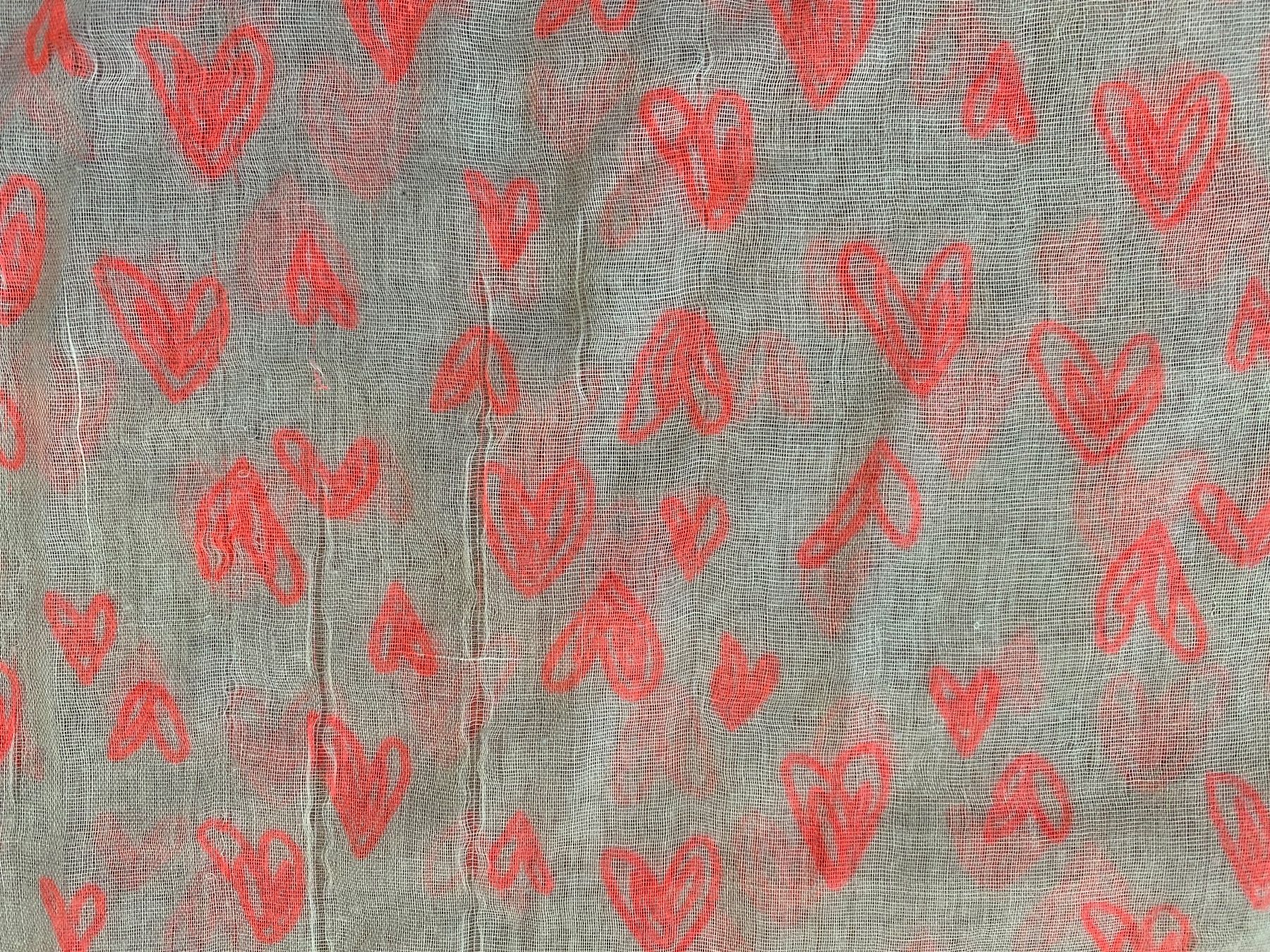 Foulard & Sciarpe: Leichtes Tuch mit Herzen-Muster – Usato da Stadel b. Niederglatt venduto da sandart 2