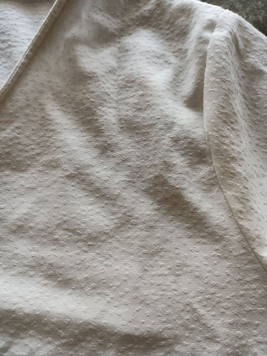 T-Shirts: Weisses Shirt 44/46 – Gebraucht aus Bätterkinden von Elefantenzoo 2