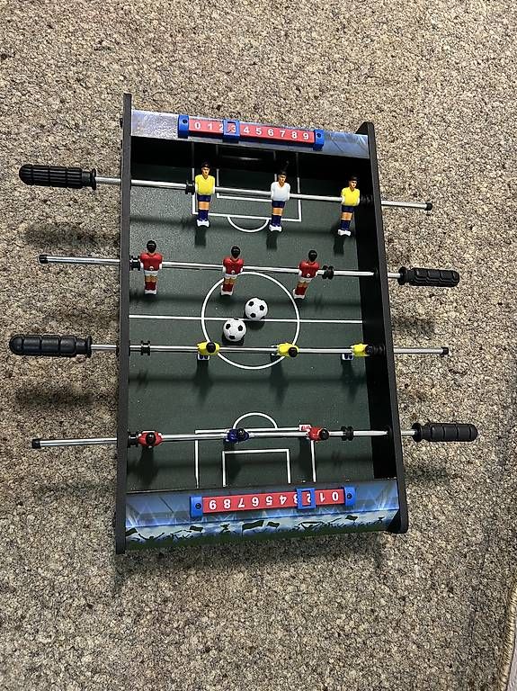 Giochi: Tischfussball Set Farmer Töggelikasten – Usato da Esslingen venduto da Tksales