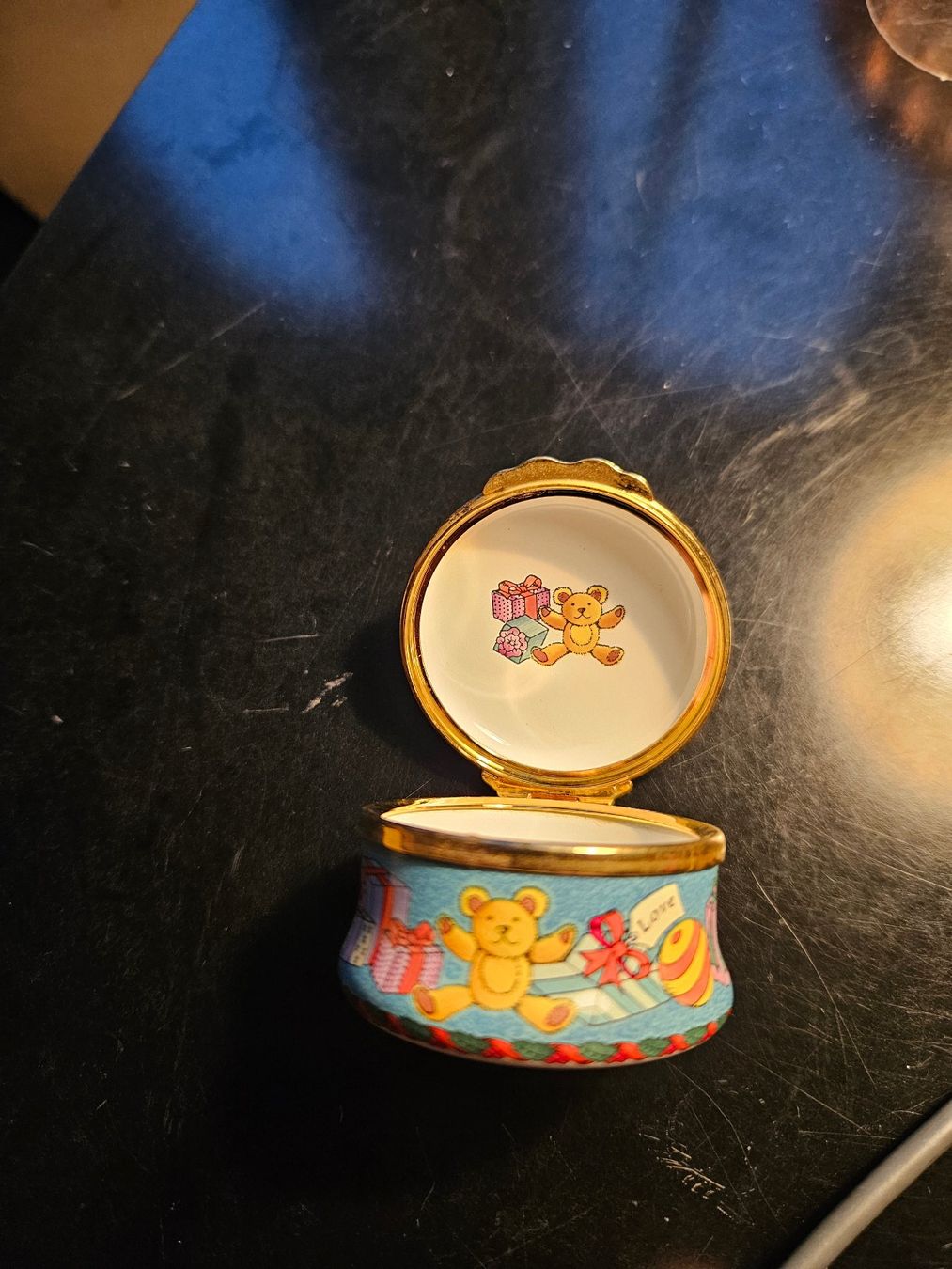 Halcyon Days Tutte le decorazioni: Pillendose – Usato da Zürich venduto da tschudin.barbara 4