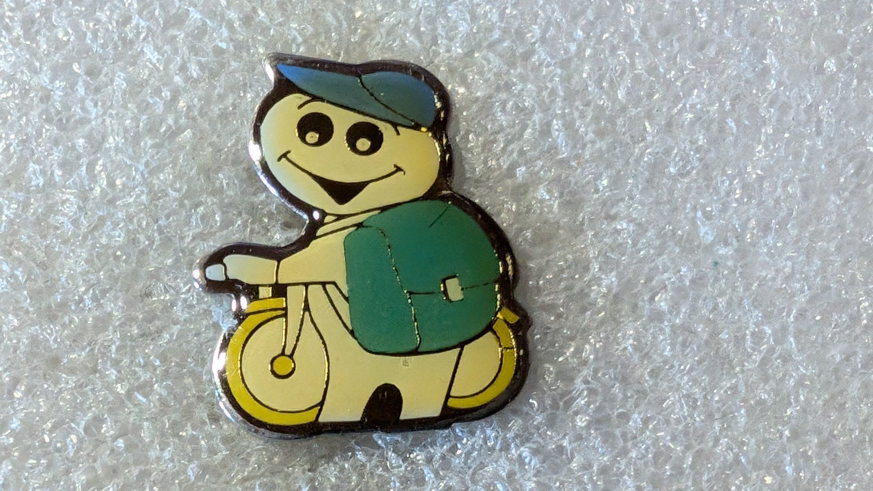 Placchette & Badge: Ansteckpin 229: Maga Bio – Usato da Oppligen venduto da Pin-Fall-Shop