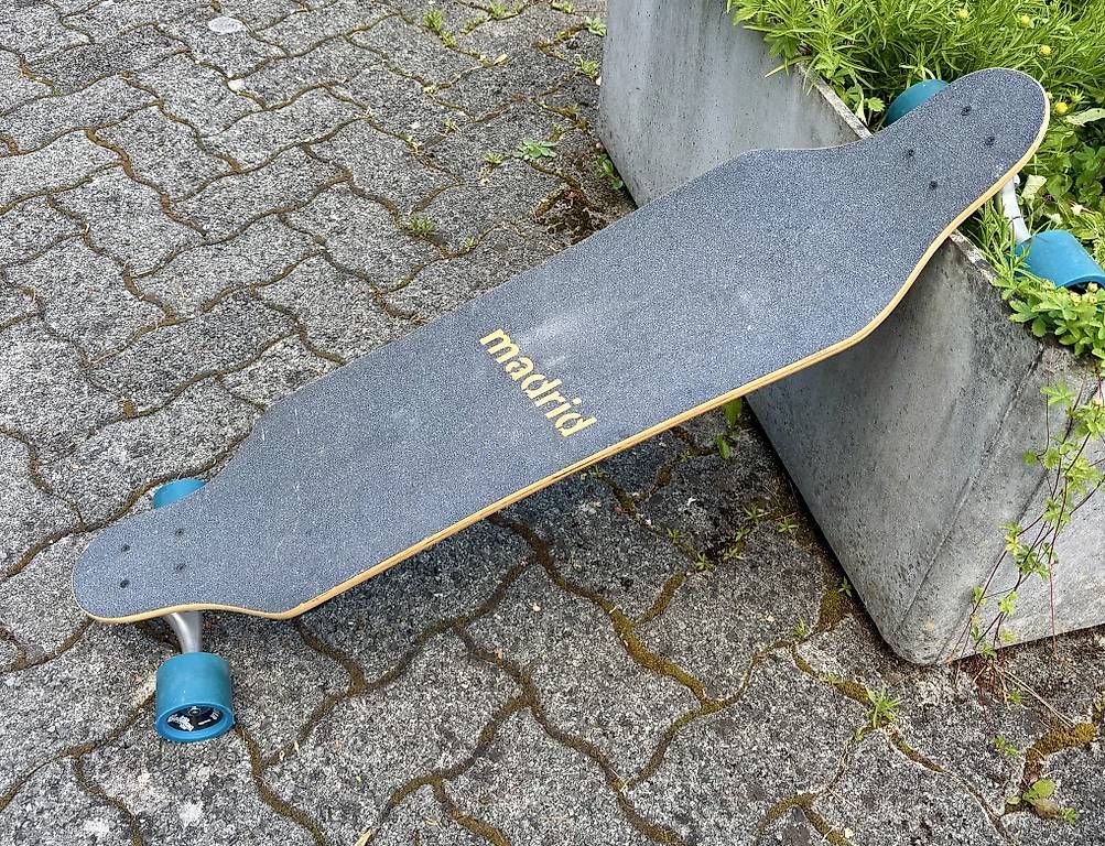 Skateboards: Longboard Skateboard Madrid – Gebraucht aus Hergiswil NW von casko75 3