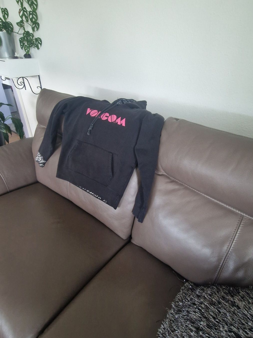 Pulls & Sweat-shirts: Pullover-Volcom – D'occasion à Triengen par KittyKat6 2