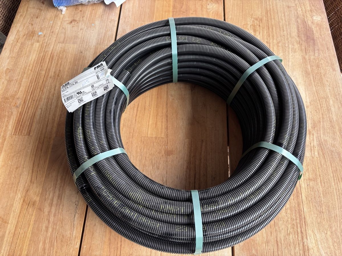 Tubi & Tubi flessibili: Kabelschutzrohr schwarz m20 ca.45m – Nuovo (secondo la descrizione) da Welschenrohr venduto da Koenigvon01