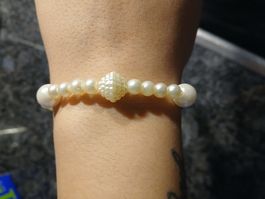 Elegantes, elastisches Perlenarmband, ideal für den Sommer!
