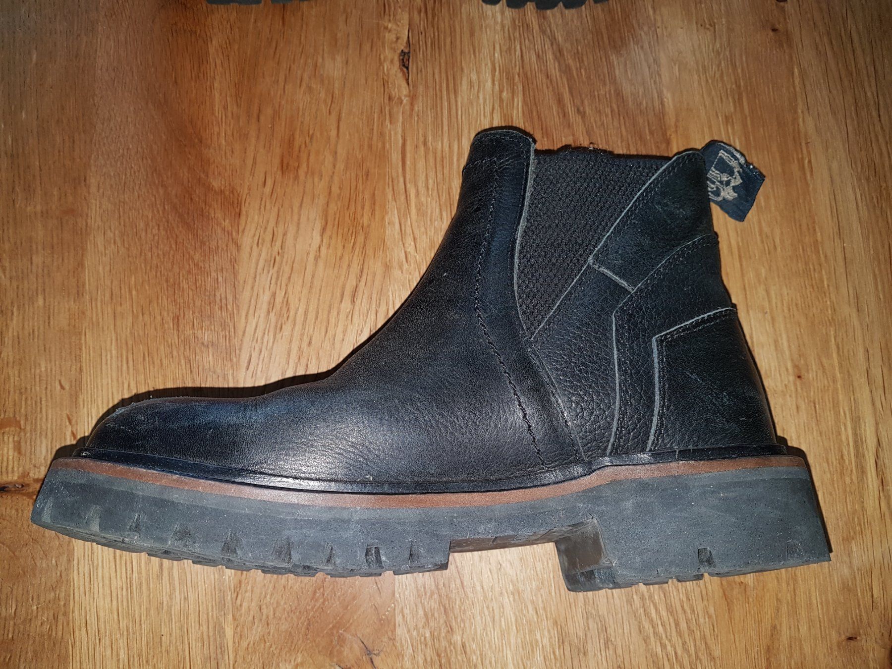Scarpe da donna: Stiefel gr 37 – Usato da Gwatt (Thun) venduto da Letzte-Chance-III 2