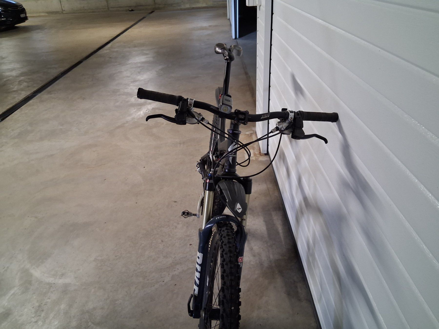 Pneus & Kompletträder: mountain bike – Gebraucht aus Erlen von Ratzi992 2