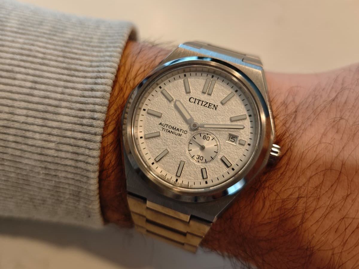 Citizen Orologi: Citizen Super Titanium - 40mm – Usato da Windisch venduto da motopersempre 1