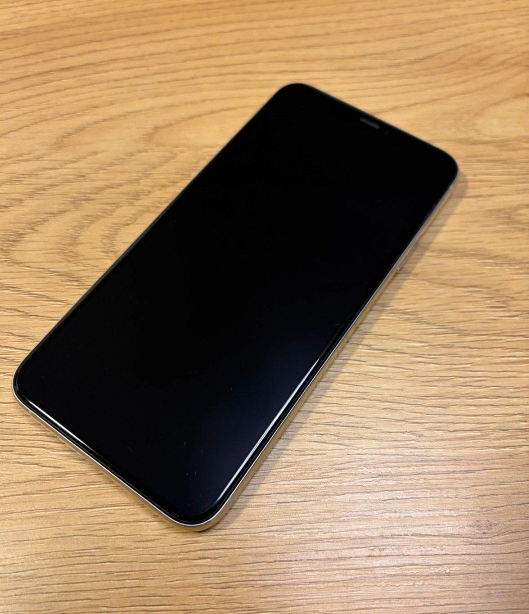 Apple Handys / Smartphones: iPhone 11 Pro Max (256GB) Akku 93% – Gebraucht aus Luzern von Waince786 2