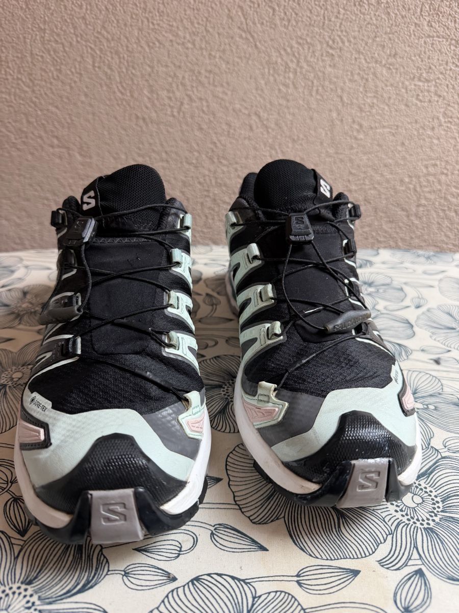 Salomon Scarpe da donna: Chaussures de randonnée Salomon  – Usato da Savagnier venduto da Pivovar2 1