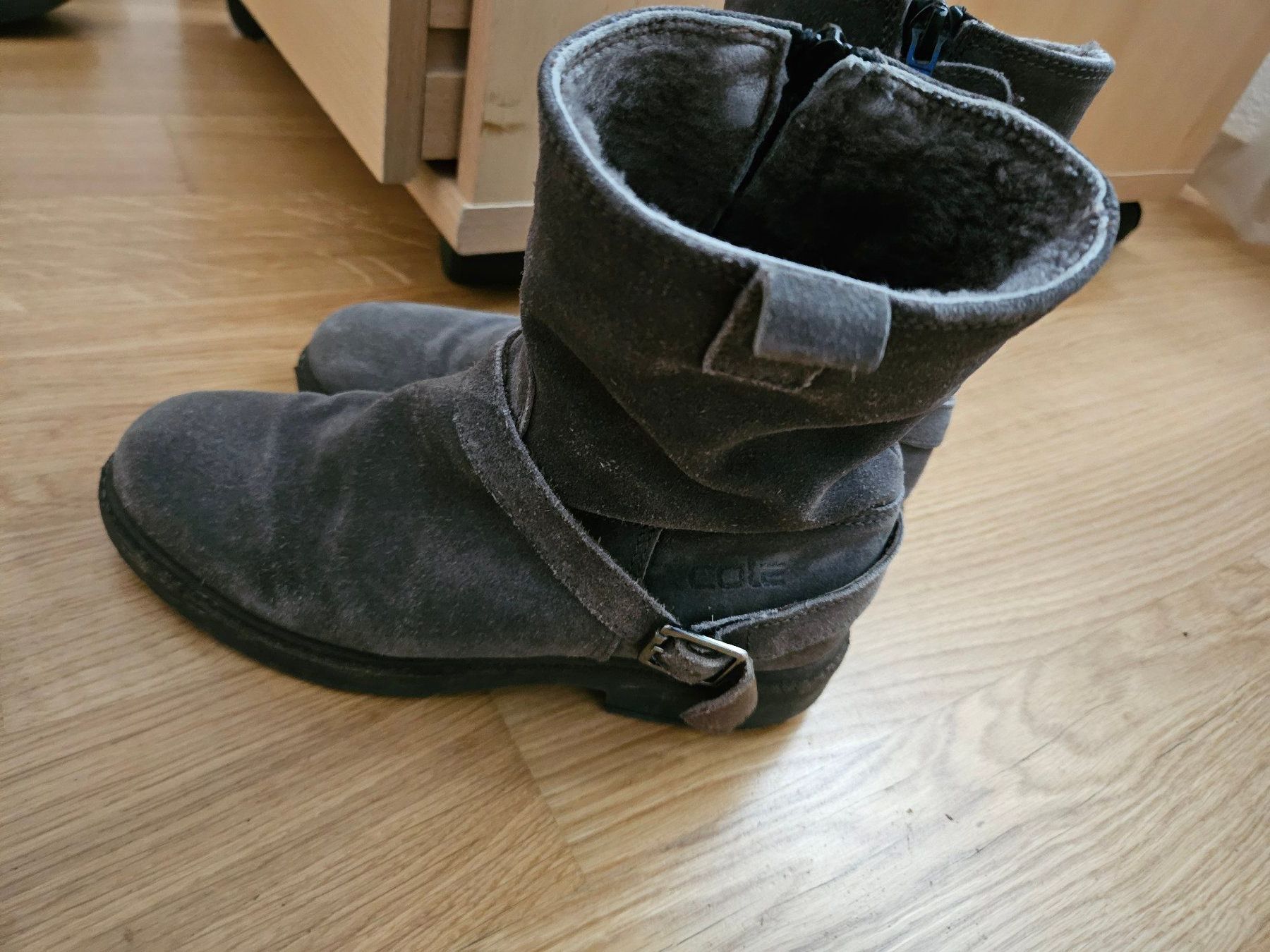 Chaussures filles: Wildleder Stiefeletten 34 – D'occasion à Hünenberg par lexli06 2