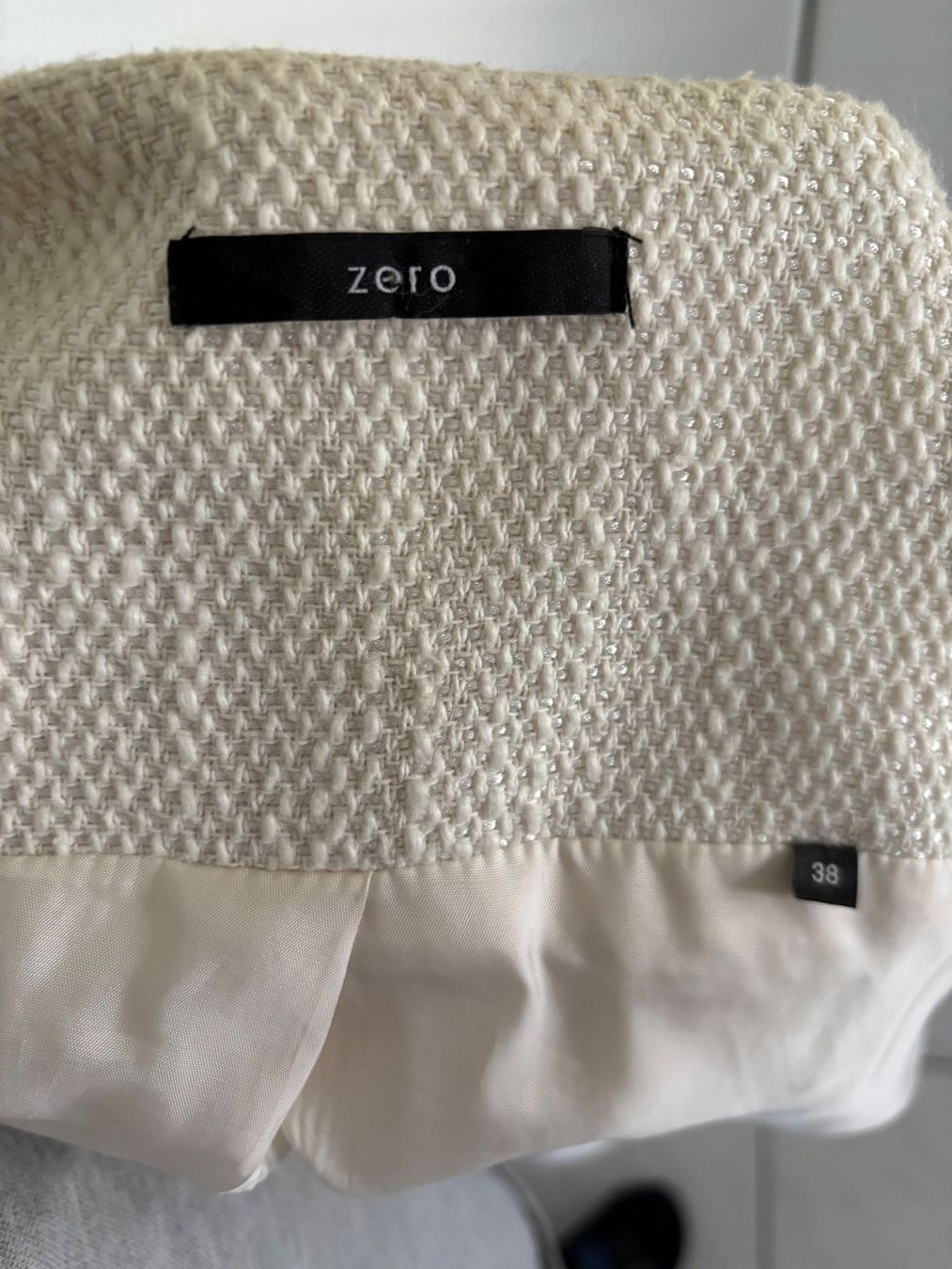 Giacche: Strickjacke Damen von Zero – Usato da Gümligen venduto da ZepIV 3