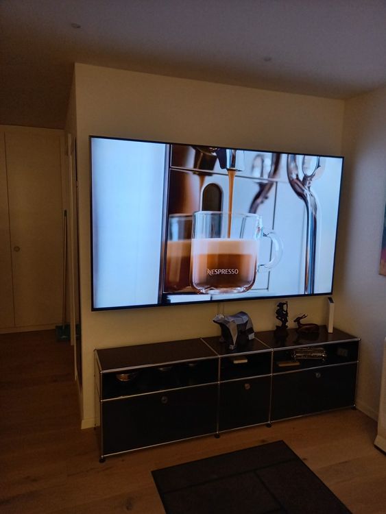 Extrem grosser Sony TV 85 zoll Kaufen auf Ricardo