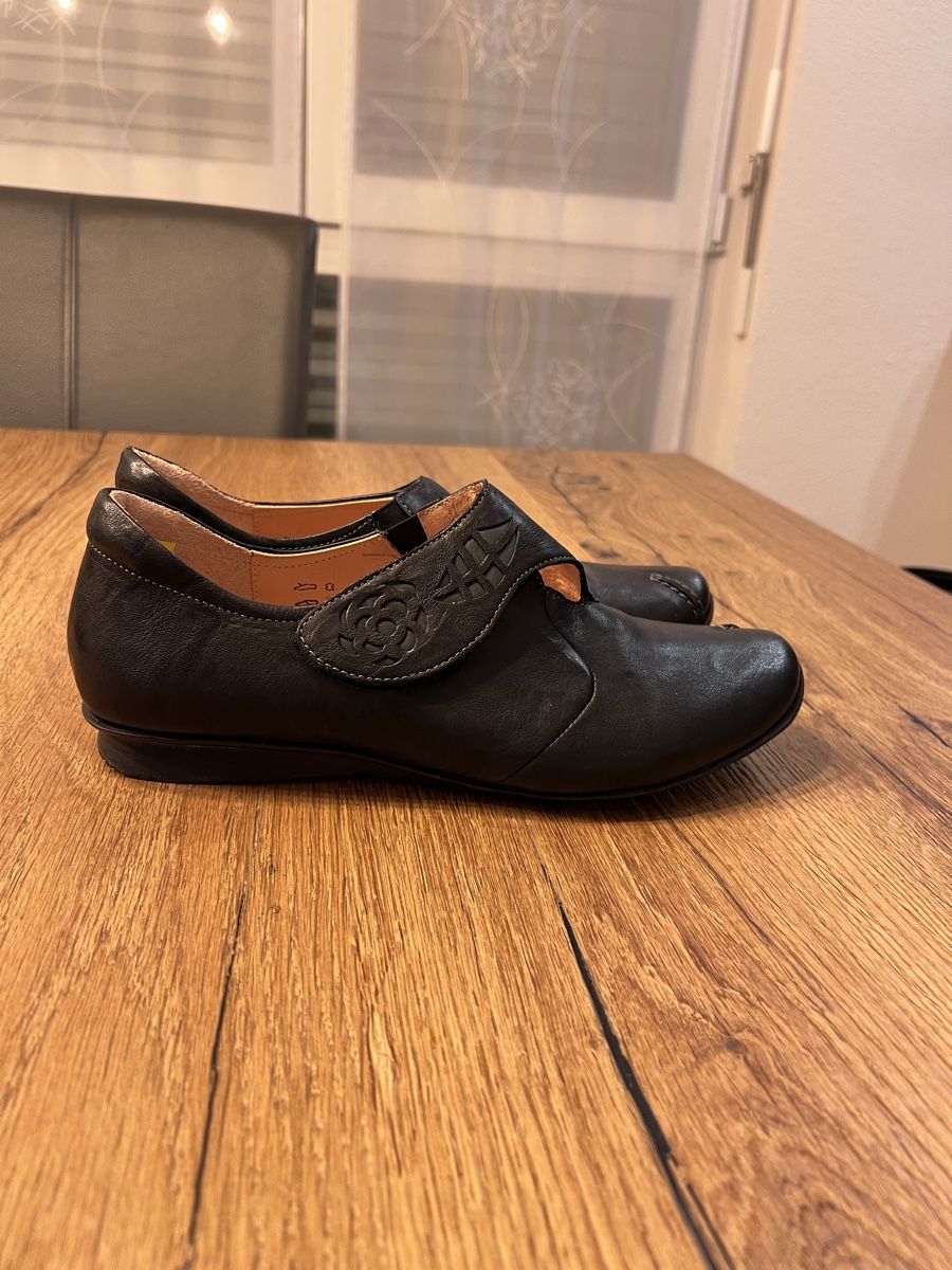 Think Scarpe da donna: Think Halbschuh Gr 39 – Nuovo (secondo la descrizione) da Wimmis venduto da Luana31 1