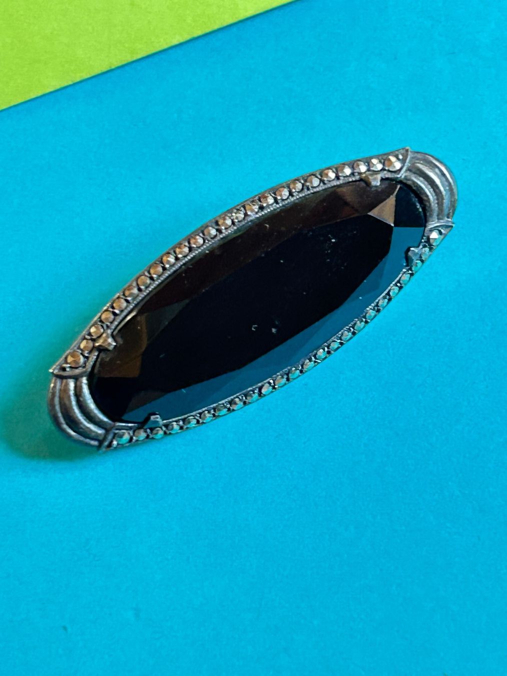 Spille & Fermagli: Antike Art Deco Brosche Silber Onyx Markasit – Usato da Dittingen venduto da Bijoubelle