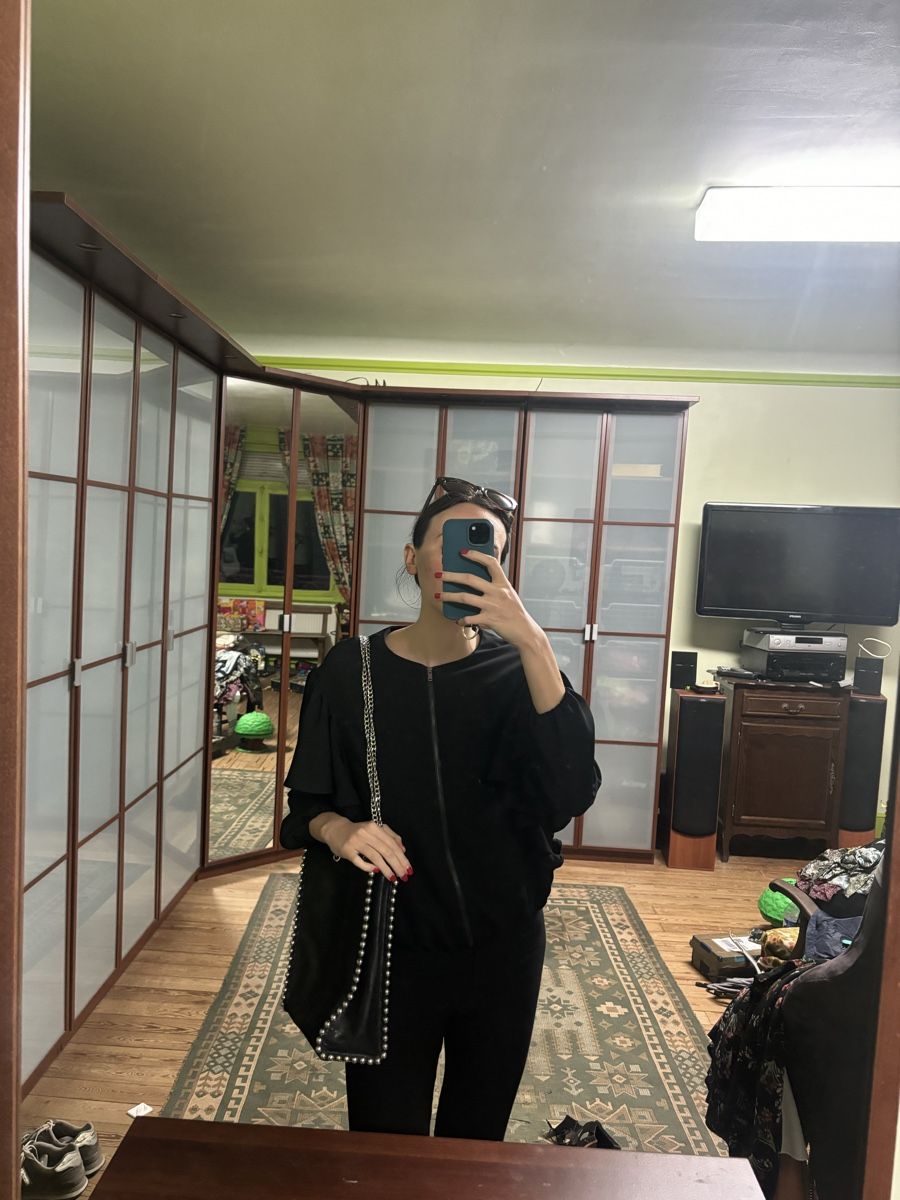 Zara Taschen für Damen: Zara Stylish Black Studded Shoulder Bag With Chain – Neu (gemäss Beschreibung) aus Genève von Bella_909 5