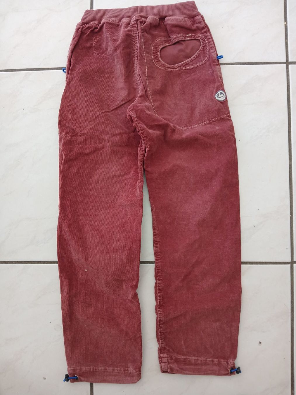 E9 Hosen: Freizeithose, Mädchen 8j. – Gebraucht aus Goldiwil (Thun) von newhome6 1